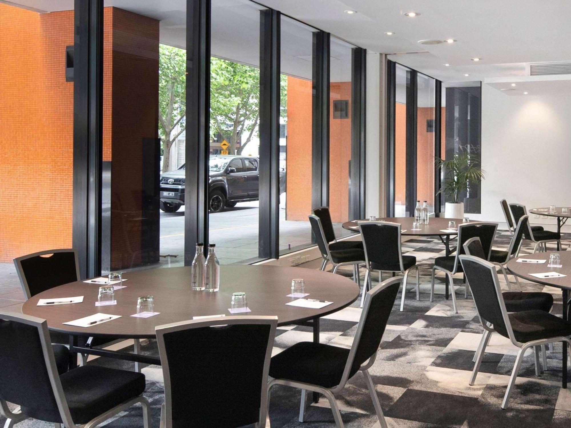 Mercure Melbourne Southbank Екстер'єр фото