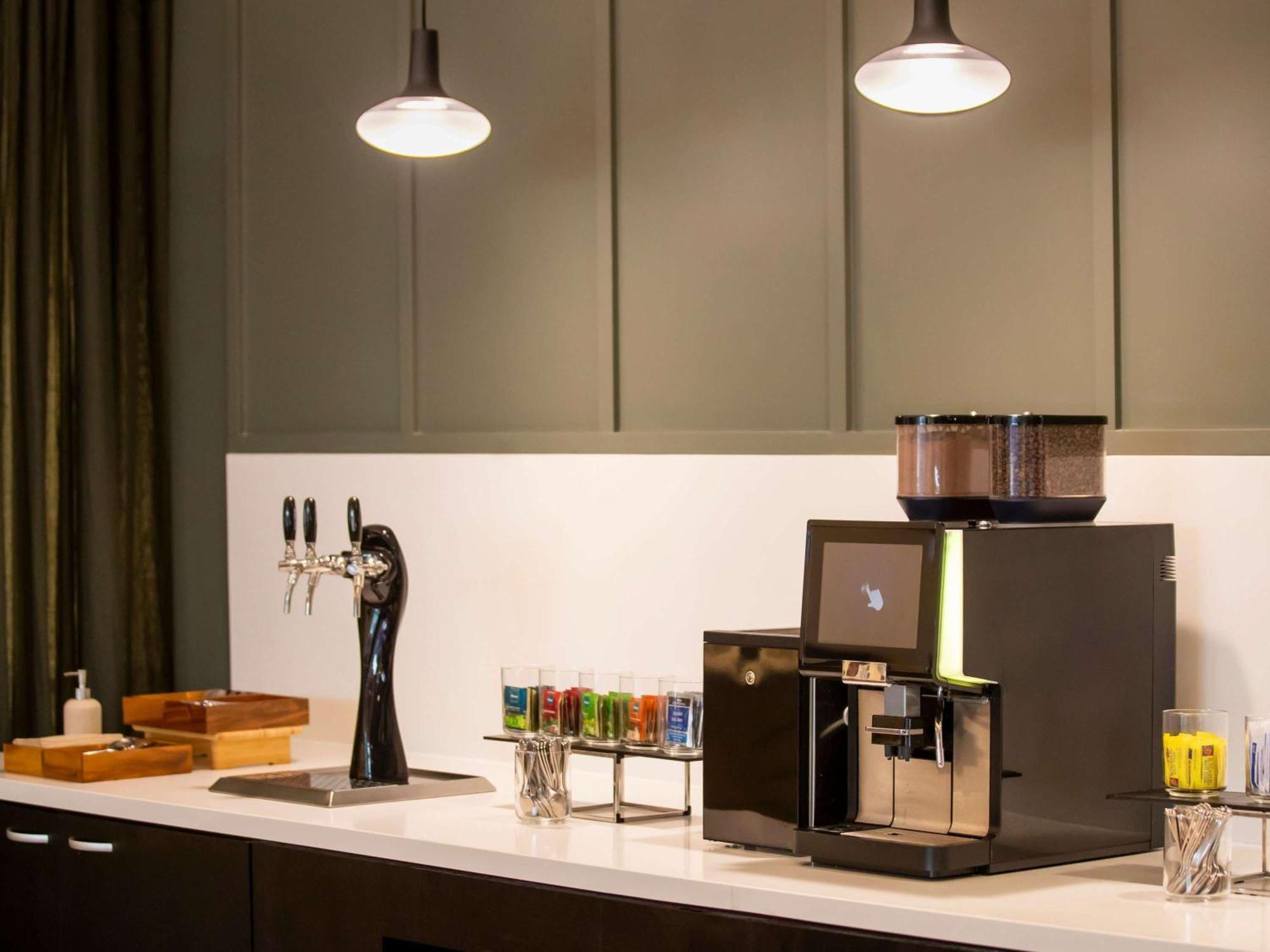 Mercure Melbourne Southbank Екстер'єр фото