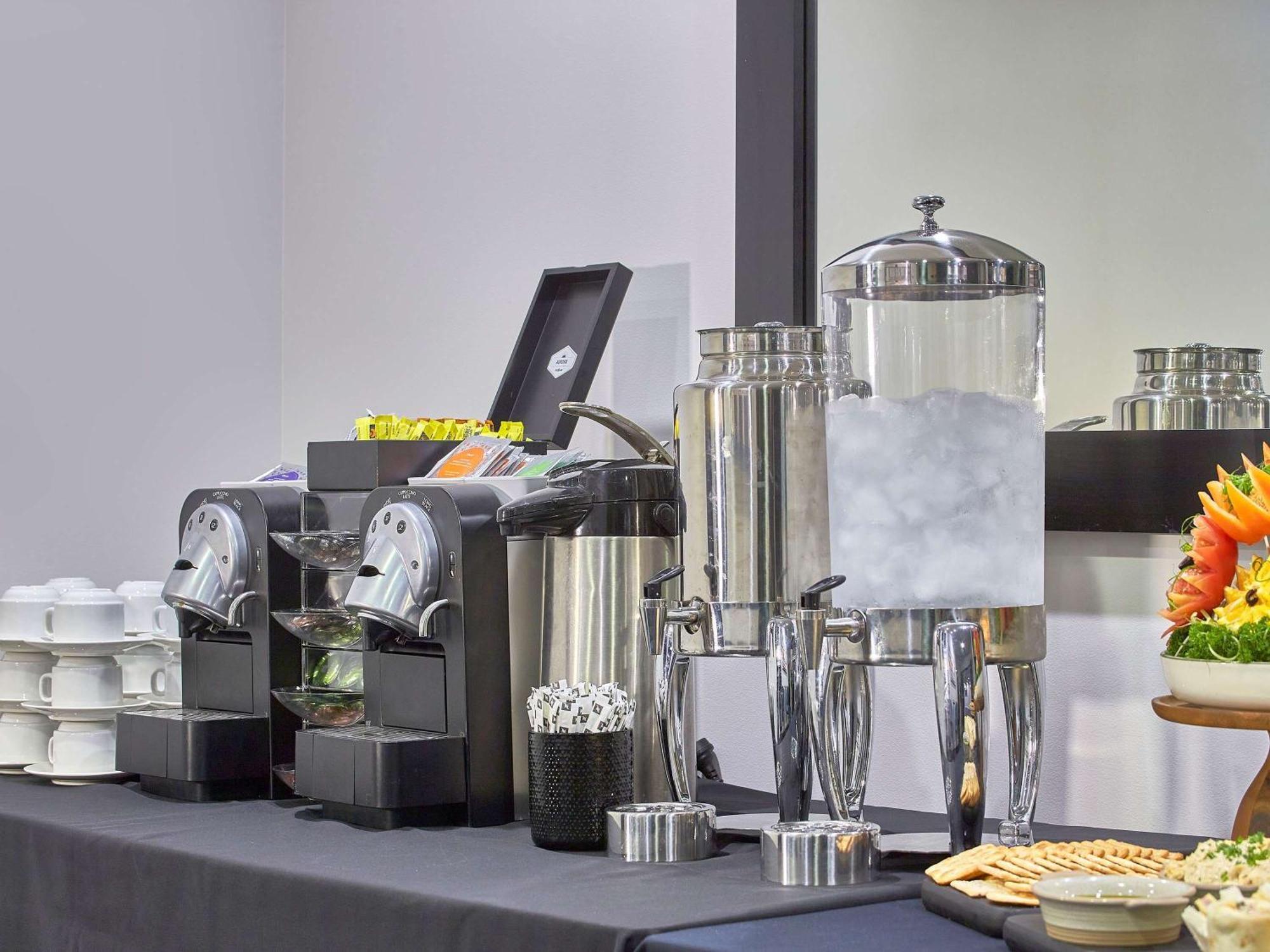 Mercure Melbourne Southbank Екстер'єр фото